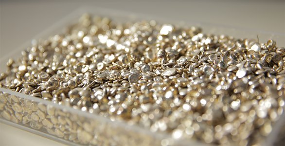 Купете редкоземни метали: цена от доставчика Evek GmbH